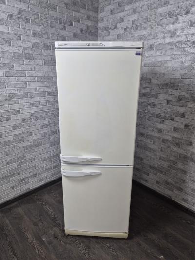 Холодильник Stinol 205 Q 